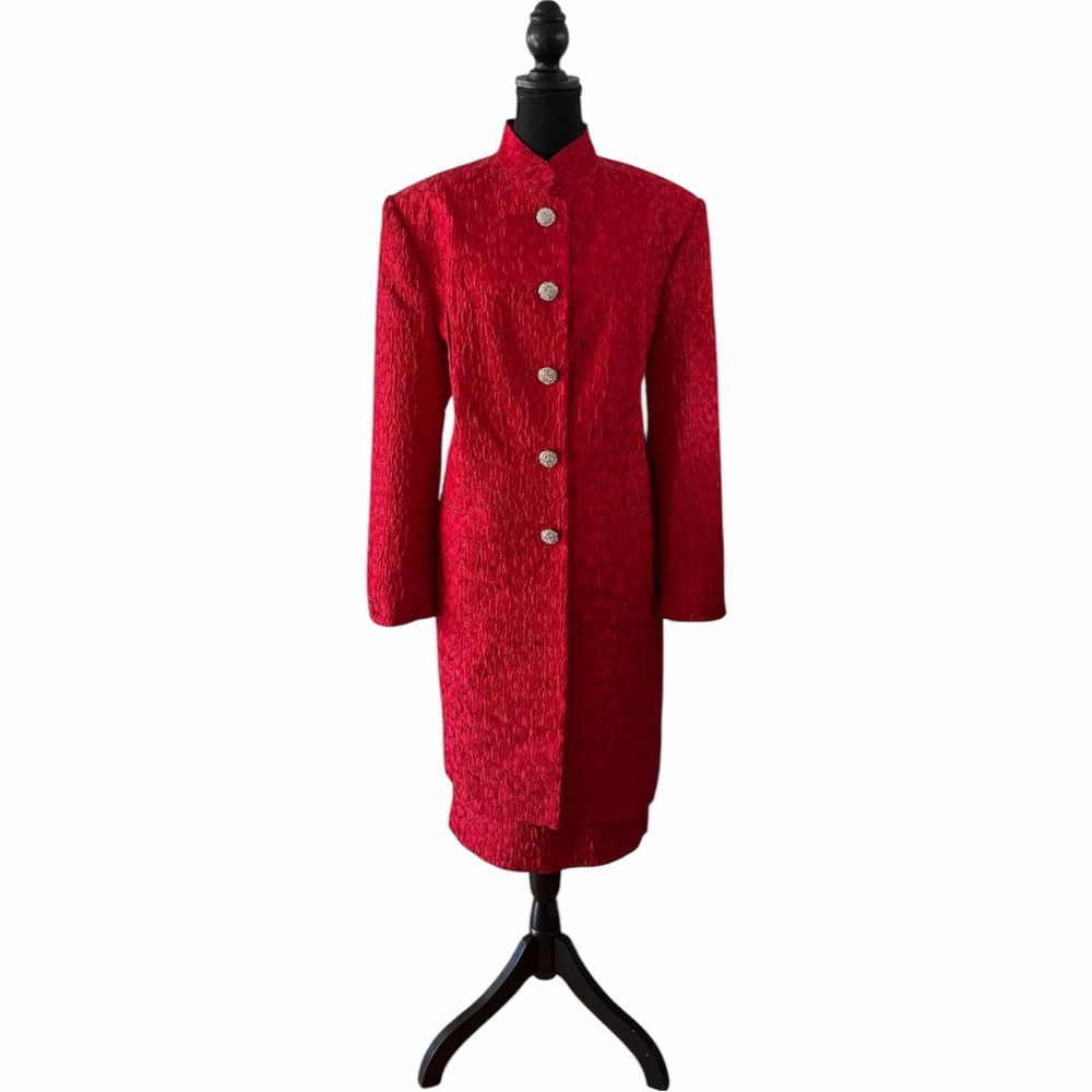 Nubiano New York Red Brocade 2pc Skirt Suit with Rhinestone Buttons, Size 16W